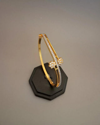 Anjali Sleek AD Ganga Jamuna Adjustable Bracelet - AD Bracelet | Main Product View | Buy Online India | Zevarly