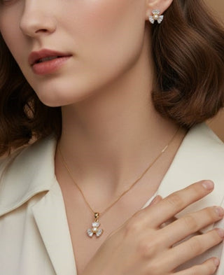 Anvi highly Reflective Pendant Set - AD Pendant Set | Main Product View | Buy Online India | Zevarly