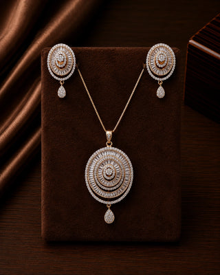 Zevarly Liraya Timeless Beauty Pendant Set