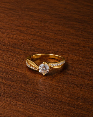 Royal Sparkle Solitare Adjustable Ring - Saheen
