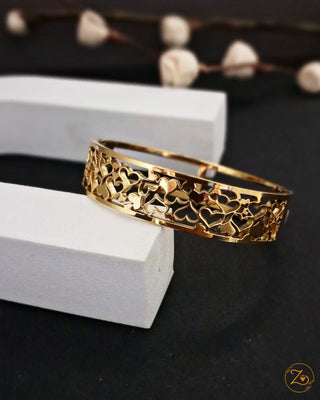 Elzira Flex One Gram Gold Plated Bracelet - AD Bracelet | Bracelet Close-Up | Buy Online India | Zevarly