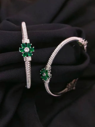 Griti Charming Silver Plated Bangles - AD Bangles | Bangle Set Close-Up | Buy Online India | Zevarly