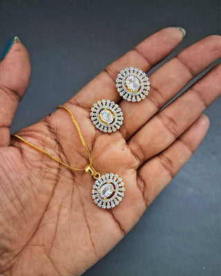 Jaya Victory Pendant - AD Pendant Set | Pendant Close-Up | Buy Online India | Zevarly