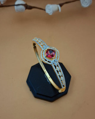 Jeevika Red Appealing Openable AD Bracelet - AD Bracelet | Bracelet Close-Up | Buy Online India | Zevarly