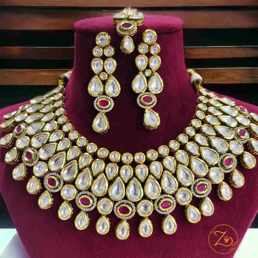 Maanini Kundan Necklace Set - Zevarly