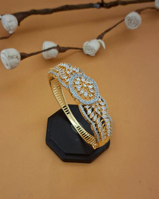 Zevarly Mishka exclusive Openable AD Bracelet
