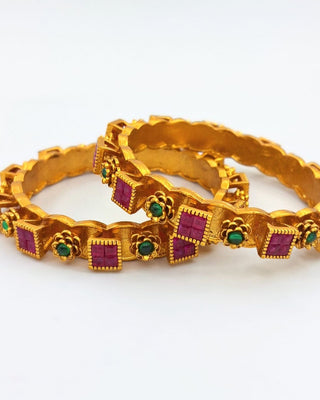 Red Rajwadi Exclusive Bangles - AD Bangles | Side Angle View | Buy Online India | Zevarly