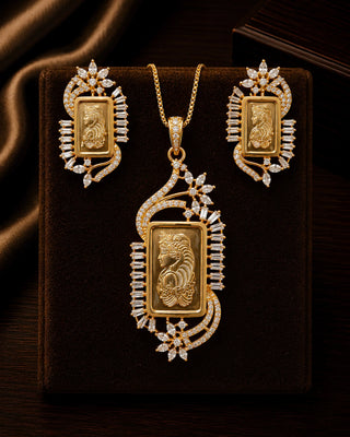 Zevarly Sanchita Gold Plated in Decorative Frame