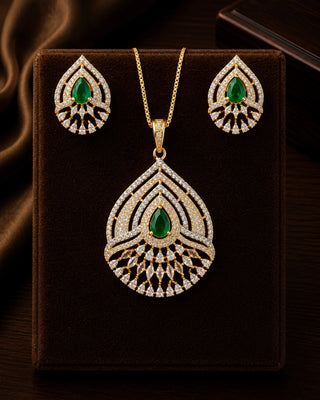Zevarly Sachi Modest Pendant Set