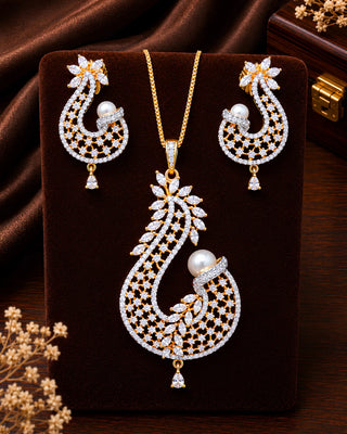 Zevarly Nidhi Native Zircon Pendant Set