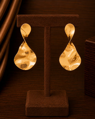 Zevarly Ojasvi Aura Earrings