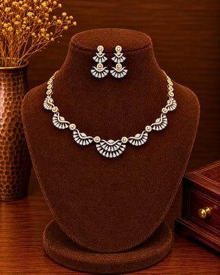 Signature Grace Necklace Set - Isvarya