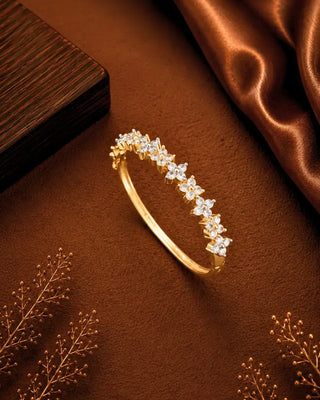 Beautiful Bolly Openable AD Bracelet - Manvi