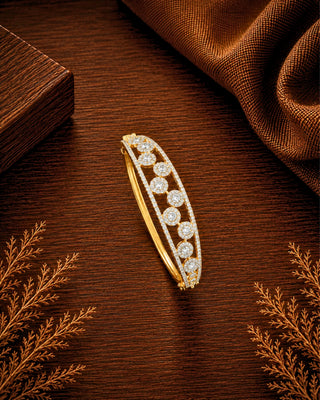 Zevarly Subhi Two Tone Openable Universal Size AD Bracelet
