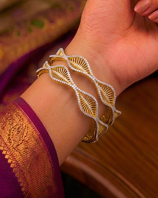 Zevarly Swirl Designer Bangles Set