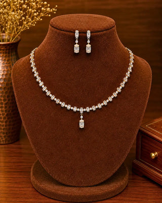 Channel Radiance Necklace Set - Yuvika