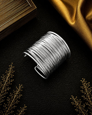 Zevarly Naira Lustrous Bracelet