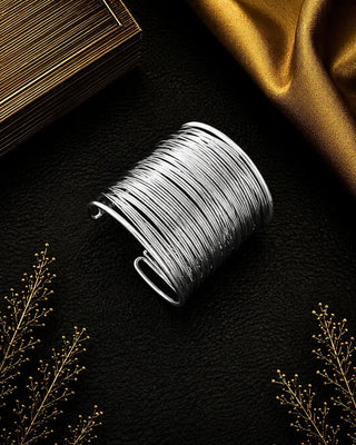 Radiant Wires Premium Bracelet - Naira