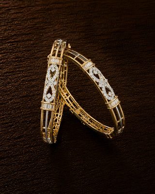 Zevarly Indrati Floral Bangles