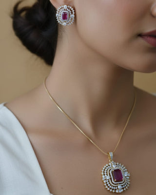 Zevarly Aaira Endless Splendor Pendant Set