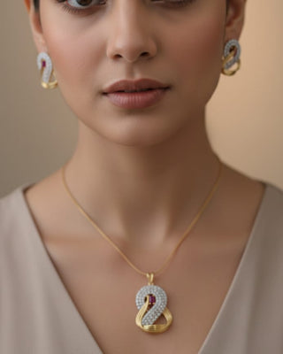 Zevarly Sufi Accent Emerald Pendant Set