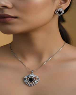 Zevarly Kareena Heart Stem Pendant Set