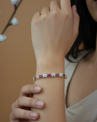 Zevarly Ameli Radiant Openable Free Size Bracelet