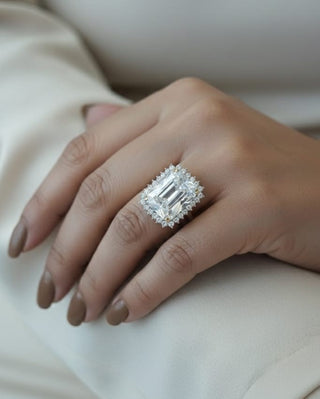 Zevarly Esha Royal White Adjustable Ring