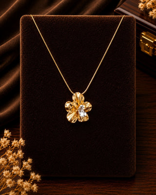 Auro Pendant