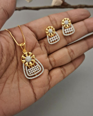 Zevarly Reyna Classic Gold Plated Pendant Set