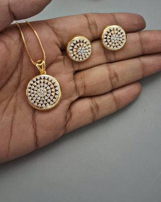 Zevarly Aarohi Timeless AD Pendant