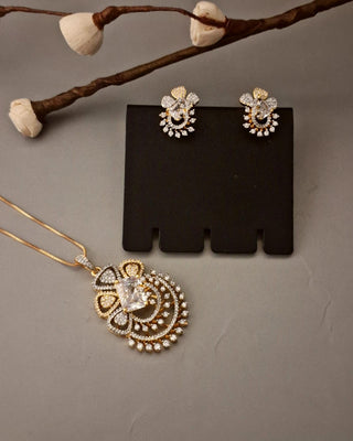 Zevarly Maahi Big Sworski Crystal Pendant Set