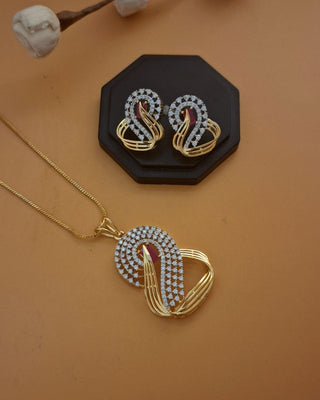 Zevarly Sufi Accent Emerald Pendant Set