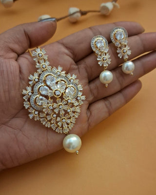 Zevarly Raha Marvelous Long Pendant Set