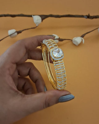 Zevarly Avneet Free Size Openable AD Bracelet