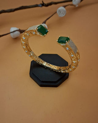 Zevarly iLiana Unique Modern AD Gold Plated Bracelet