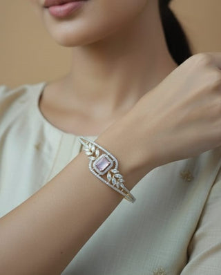Zevarly Rashmi Delightful pink Openable Bracelet