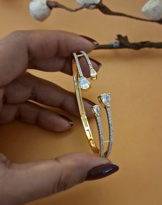 Zevarly Clara Inclusive AD Openable Bracelet