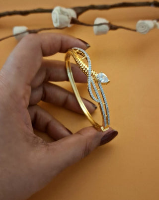 Zevarly Eva Fancy Enticing Bracelet