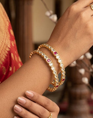 Zevarly Tanaya Look Ad Bangles