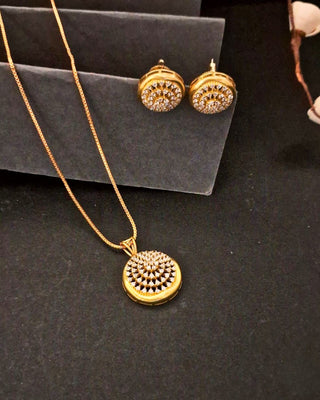 Zevarly Aarohi Timeless AD Pendant