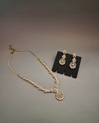 Zevarly Adya Attractive Necklace Set