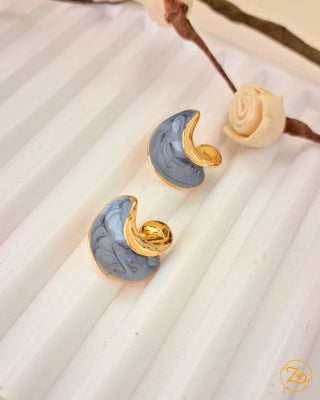 Zevarly Charita Shine Earrings with white background