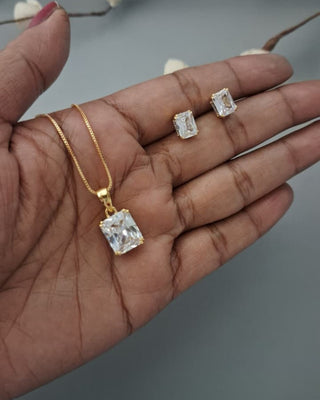 Zevarly Omyra Soft Shine Pendant Set