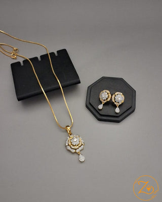 Zevarly Harmonious Heart Pendant Set