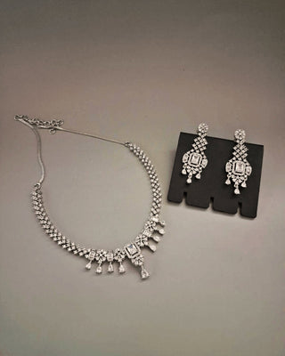 Zevarly Chakrika Silver Plated Necklace Set