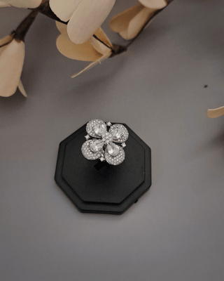 Zevarly Chitora Flower Cocktail Ring