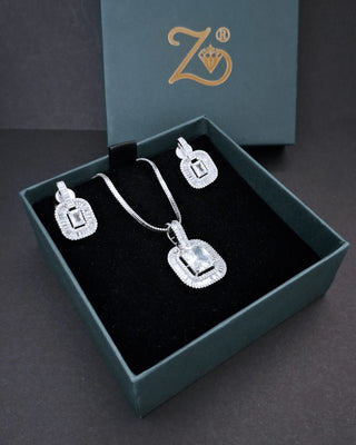 Zevarly Noor Pendant Set