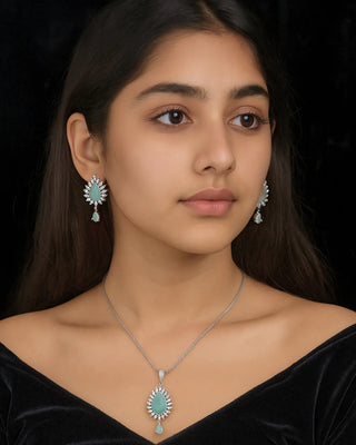 Zevarly Preity Shape Pendant Set with Chain -Romi