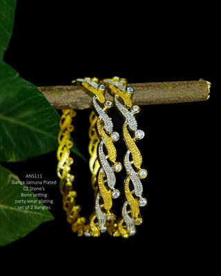 Zevarly Priyo American Diamond Bangles